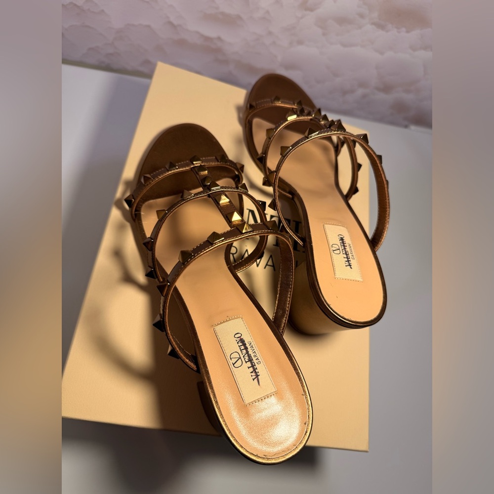 Valentino Garavani Women's Tan Studded Sandals - Picture 8 of 9